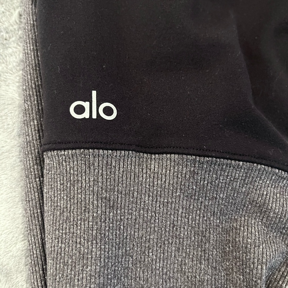 Alo Goddess Black and Gray Colorblock Leggings Women Size Sm
